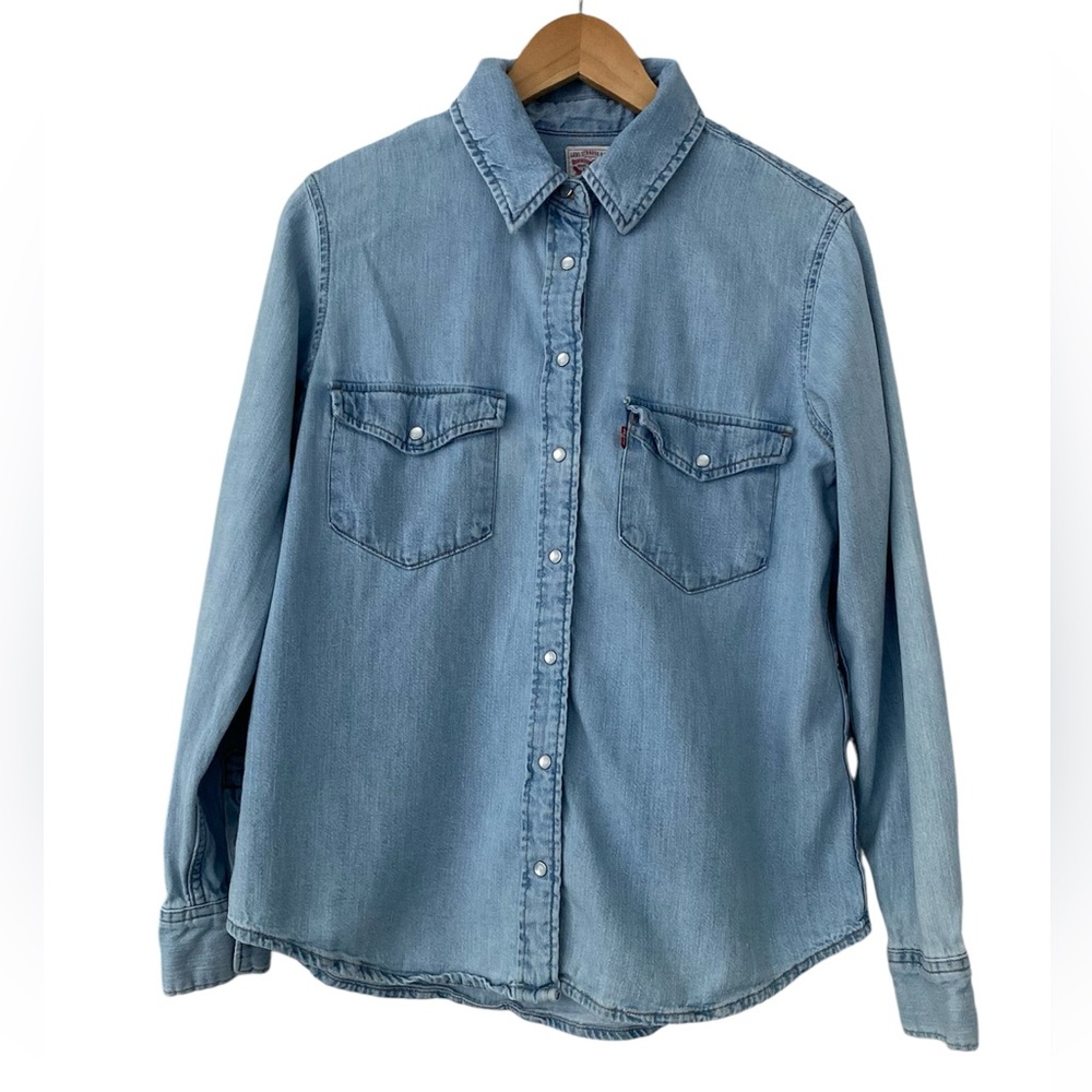 Levi’s Denim Pearl Snap Button Shirt, Size M